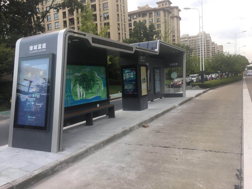 【2019年3月18日】余杭公交候車亭建設完工，即將投入使用